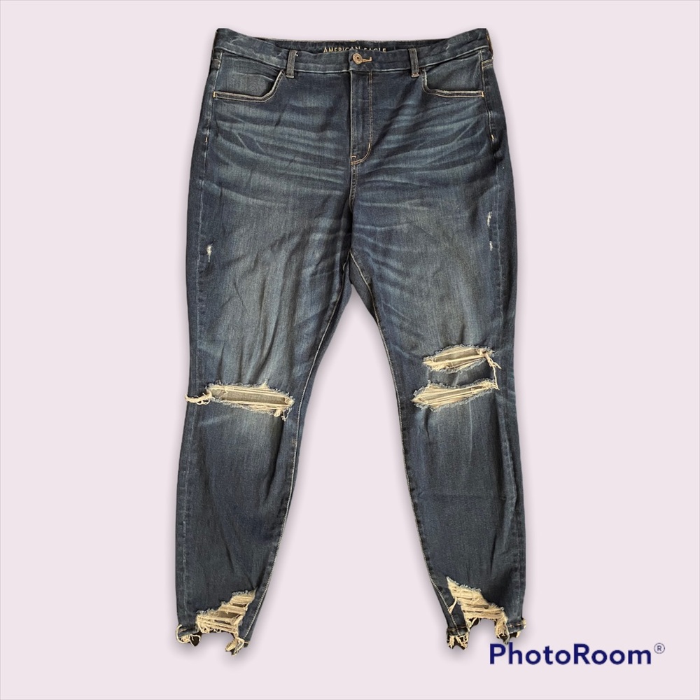 Distressed AE Curvy Hi-Rise Jeggings